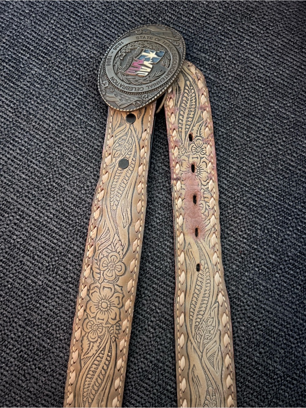 Brown Tooled Leather Men’s Belt with Commemorative Brass Buckle - Picture 5 of 6